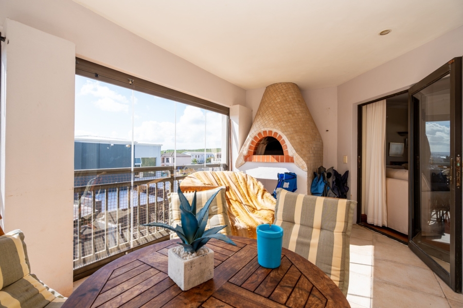 7 Bedroom Property for Sale in Myburgh Park Western Cape